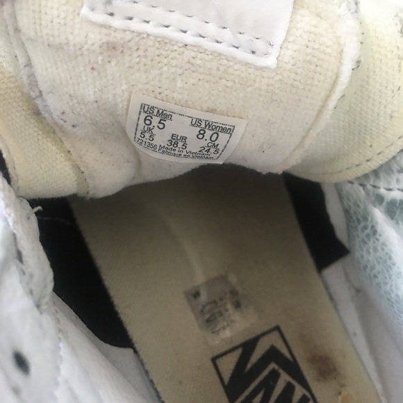 Vans in great condition black & white, US woman Sz 8, Mens 6.5 #SHTOL. 👟 - Picture 6 of 6